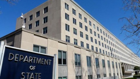 İranla gərginlik: diplomat və hərbçi ailələri geri çağırıldı