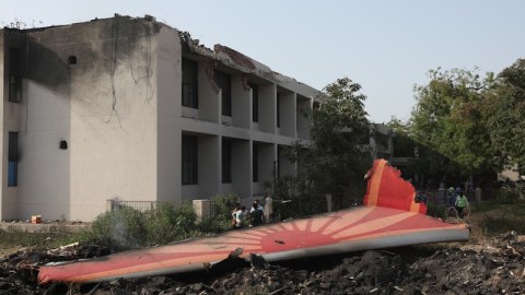 Təyyarə qəzasında ölənlərin sayı 300-ü keçdi