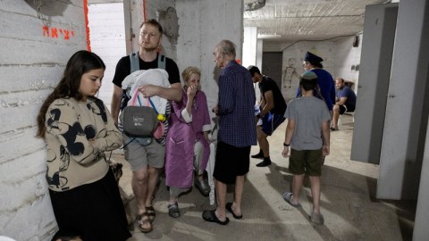 İsraildə məktəblər bağlandı: insanlar sığınacağa yerləşdirilir - FOTO