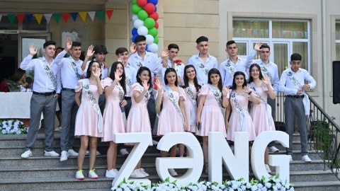 Jurnalist övladları üçün də &ldquo;Son zəng&rdquo; çalındı - FOTOLAR