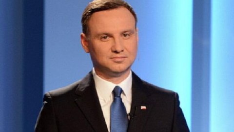 Duda toqquşmaya görə&nbsp;Sinqapurda qaldı