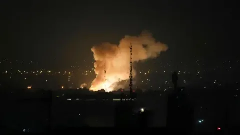 İranın&nbsp;qaz yatağı vuruldu&nbsp;