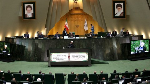 İranın yeni iqtisadiyyat naziri seçildi