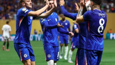 &ldquo;Çelsi&rdquo; Dünya Çempionatına qələbə ilə başladı