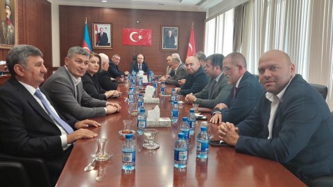 Türkiyə ilə Azərbaycanın arasını vurmaq istəyənlər var - SƏFİR
