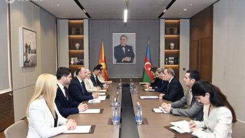 Ceyhun Bayramov Şimali Makedoniya Assambleyasının sədrini qəbul edib