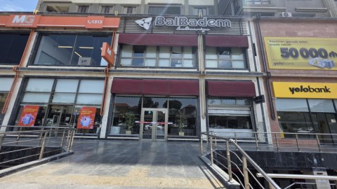 Məşhur şirniyyat mağazasının fəaliyyəti DAYANDIRLIDI