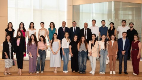 Mətbuatın 150 ili: seminarlar bitdi - FOTOLAR
