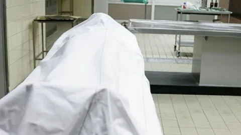 Üzərinə benzin tökülən şəxs yanaraq ÖLDÜ