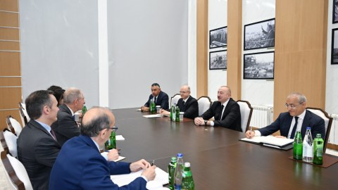 İlham Əliyev Mingəçevirdə italiyalı naziri qəbul etdi