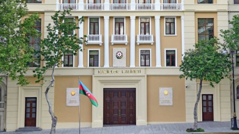 Baş nazir qərar İMZALADI