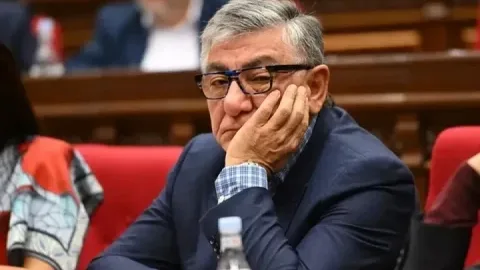 Erməni deputatın Rusiyaya girişi qadağan edildi
