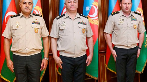 Nazir yeni generallara rütbələrini təqdim etdi - FOTO
