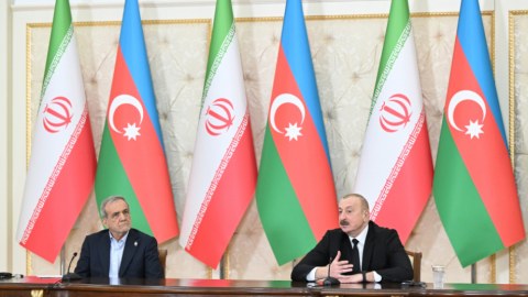 İlham Əliyev İran Prezidenti ilə danışdı - BAŞSAĞLIĞI VERDİ