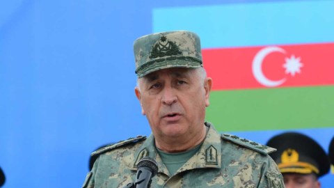 General Kərim Vəliyev Türkiyəyə getdi