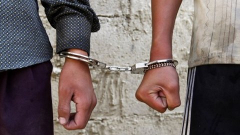 Bakıda narkotik satan ata-oğul saxlanıldı