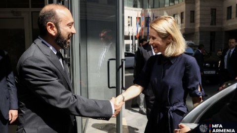 Mirzoyan İrəvanda Kaya Kallasla görüşdü