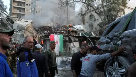 İsrailin hücumunda 935 iranlı&nbsp;ölüb