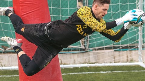 &ldquo;Neftçi&rdquo; iki yeni futbolçu aldı