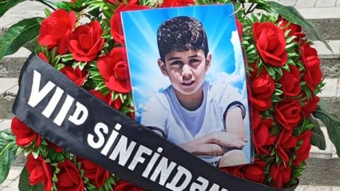 7-ci sinif şagirdini maşın vurub öldürdü