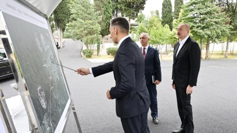 Prezident Xankəndi-Şuşa kanat yolunun ərazisinə baxıb