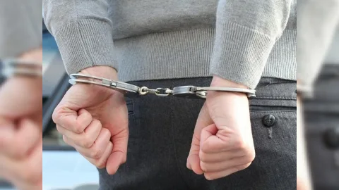 Rusiyada azərbaycanlı "qanuni oğru" tutuldu