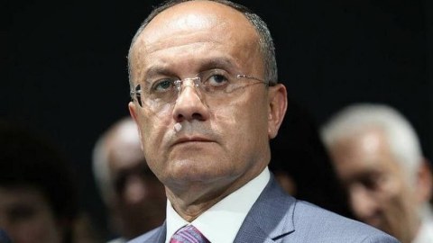 Ohanyan deputat toxunulmazlığından məhrum edilir - İrəvanda QALMAQAL