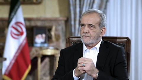 Pezeşkianın səfəri başa çatdı
