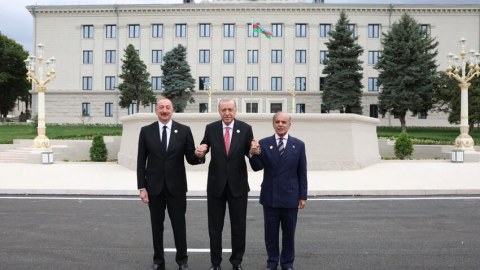 Liderlərin səmimi GÖRÜNTÜLƏRİ