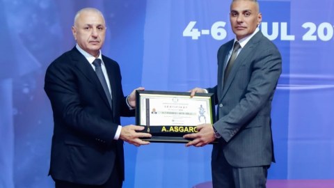 Ülvi Quliyev &ldquo;Arpaçay&rdquo; İdman Birliyinin prezidentini təltif etdi - FOTO