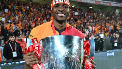 &ldquo;Qalatasaray&rdquo;&nbsp;Osimhenlə razılığa gəldi