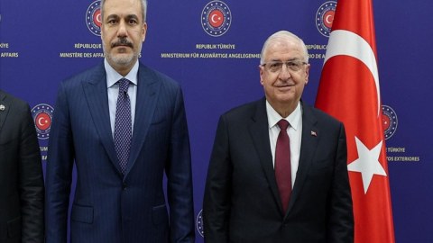 Hakan Fidanla Yaşar Gülər Pakistana gedir