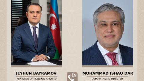 Ceyhun Bayramov həmkarı ilə Xankəndi sammitini müzakirə etdi