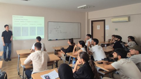 BMU-nun tələbələri üçün yay məktəbi başladı