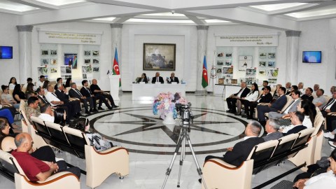 Pirallahı rayonunda&nbsp;&ldquo;Qərbi Azərbaycan İrsi&rdquo; kitabının təqdimatı&nbsp;- FOTO