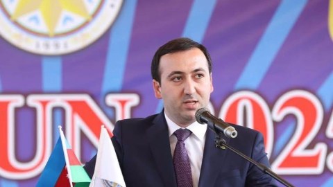 Əbu-Dabi görüşü mühüm siyasi hadisə kimi qiymətləndirilir