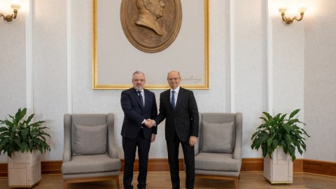 Ukrayna Azərbaycanla iqtisadi əməkdaşlıq planı imzaladı