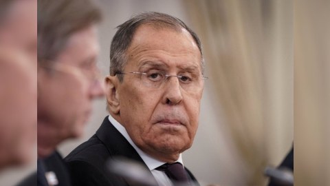 Lavrov çinli həmkarı ilə Ukraynanı müzakirə etdi