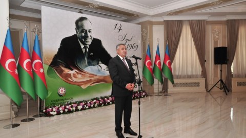 Abşeronda Heydər Əliyevə həsr olunmuş tədbir keçirilib -&nbsp;FOTOLAR