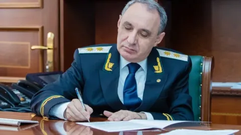 Kamran Əliyev 4 rayona prokuror təyin etdi