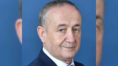 Hədiyyələr görmə qabiliyyətli insanları kor edər...