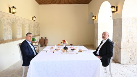 Liderlər Şuşada Mehmandarovların malikanə kompleksində - FOTOLAR