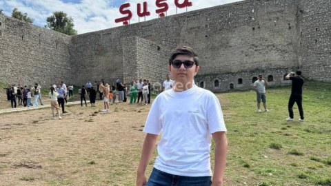 Sosial şəbəkələrdən uzaq durun! -&nbsp;Yüksək bal toplayan gəncdən çağırış