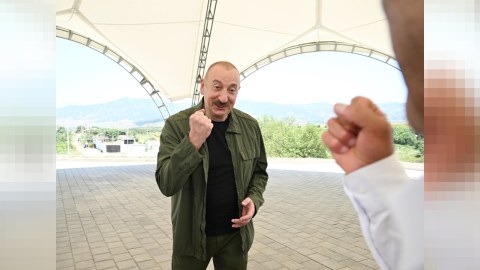 Ədaləti təmin etmək üçün gərək yumruğun olsun - Prezident