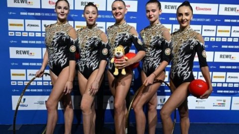 Gimnastlarımızdan 2 qızıl, 1 gümüş medal