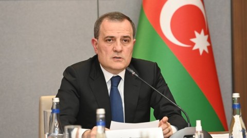Sülh üçün real imkanlar mövcuddur - Ceyhun Bayramov
