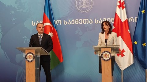 Nazir üçtərəfli görüşü xatırlatdı