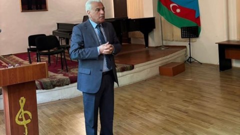 Kollec direktoru vəzifəsindən azad edildi