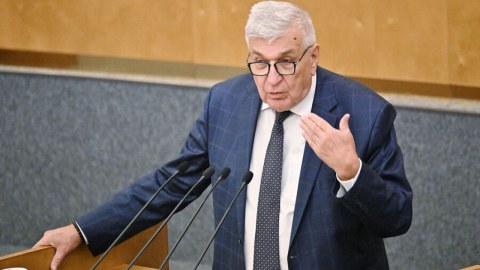 Rusiyada deputat öldü