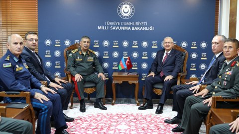 İstanbulda Azərbaycan və Türkiyə müdafiə nazirləri bir araya gəldi&nbsp;
